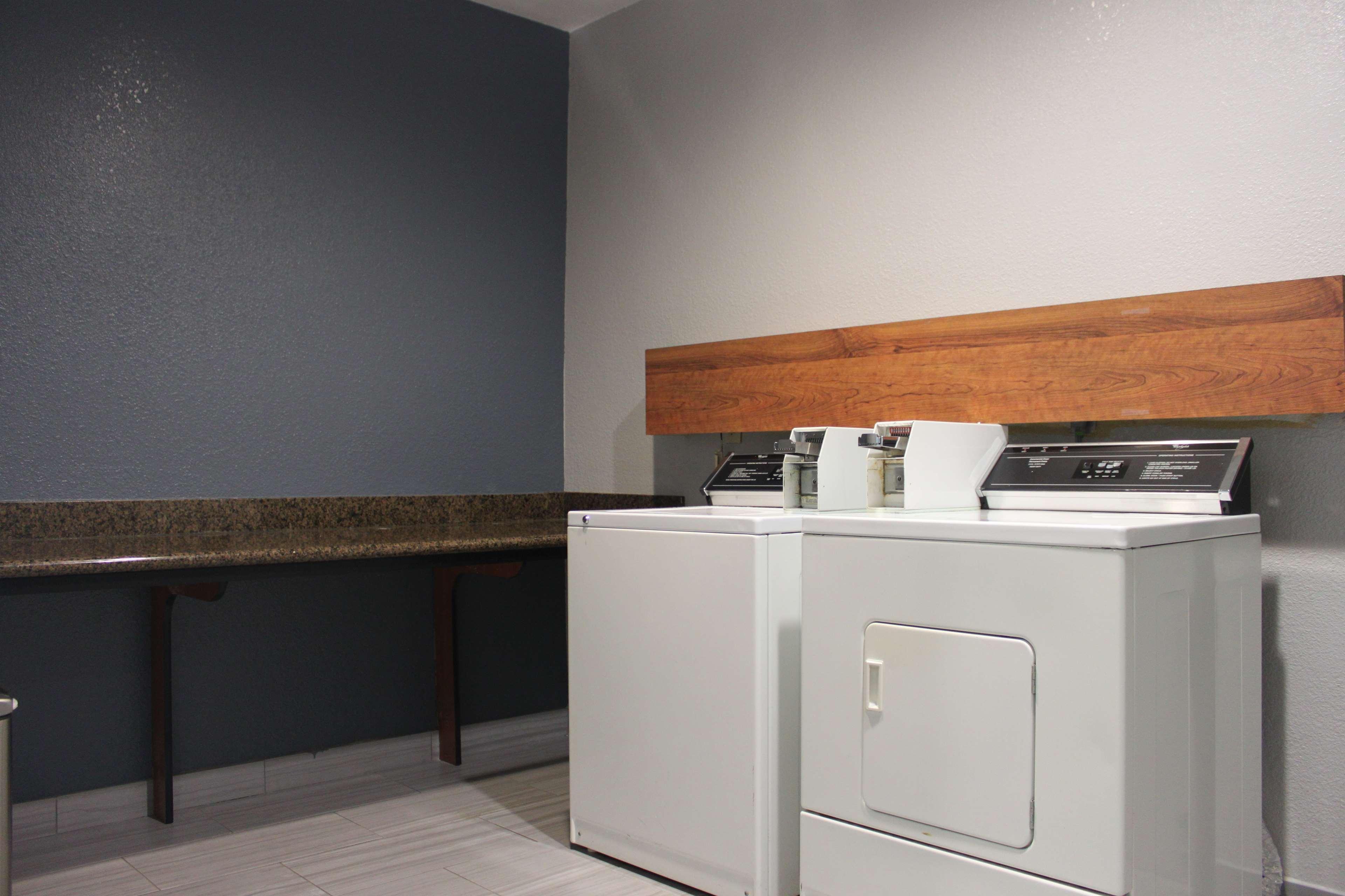 Best Western Plus North Houston Inn & Suites Εξωτερικό φωτογραφία