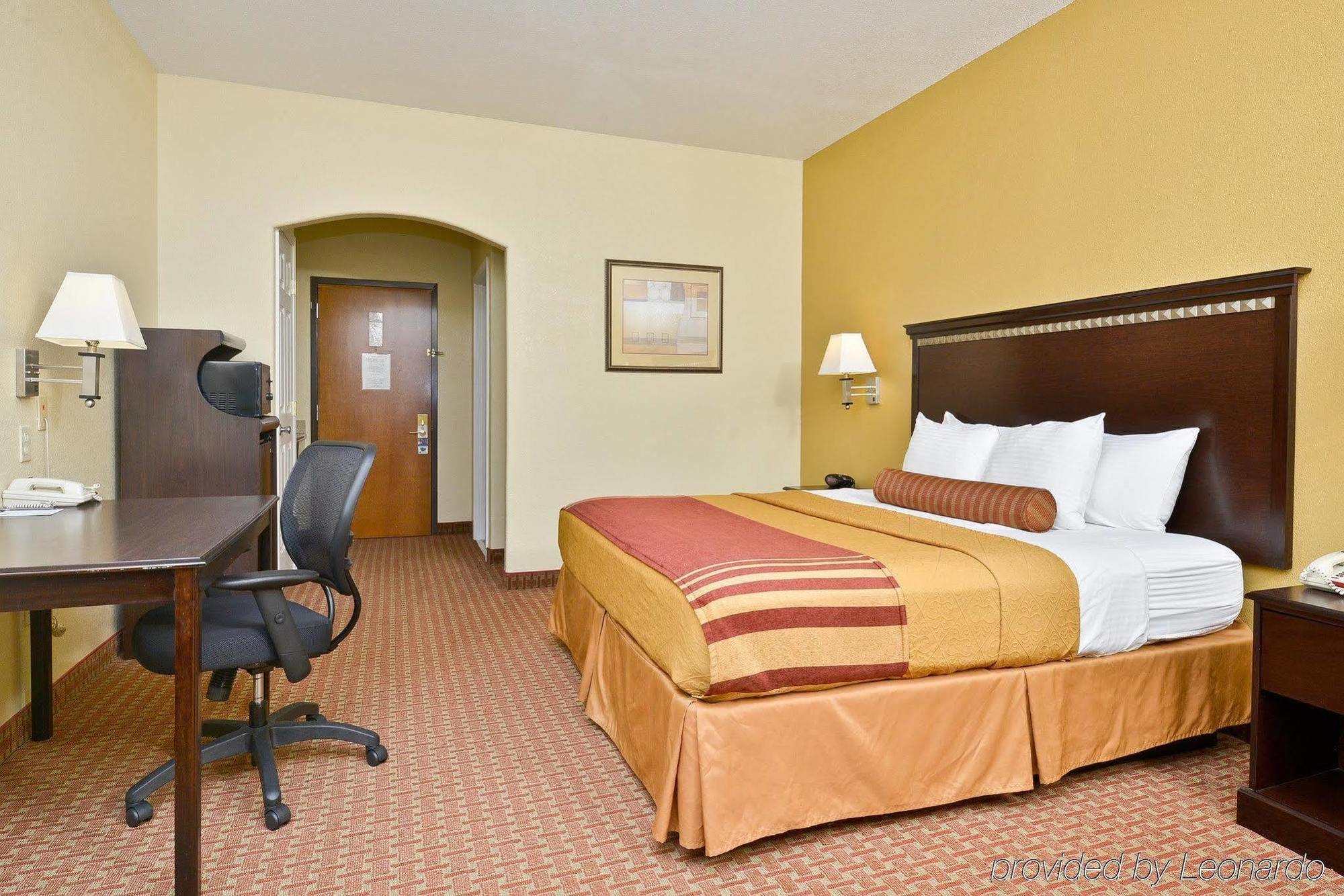 Best Western Plus North Houston Inn & Suites Εξωτερικό φωτογραφία